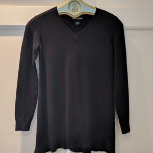 ❗️2 for $10 CASHMERE DKNY Classic V Neck Sweater